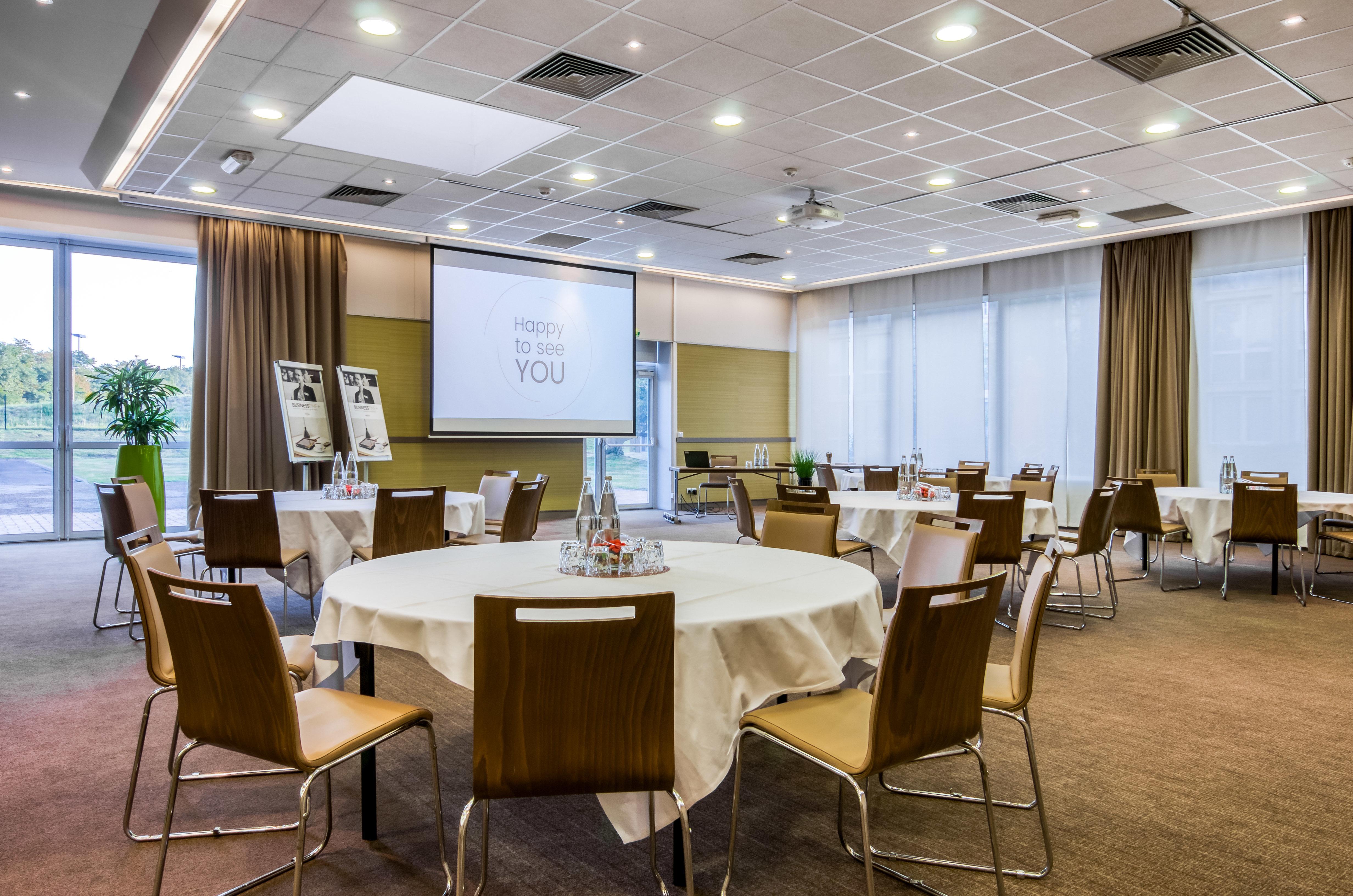 Hotel Mercure Lille Aeroport Екстериор снимка